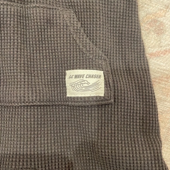 Carter’s Gray and off white boy bundle set - Picture 4 of 14